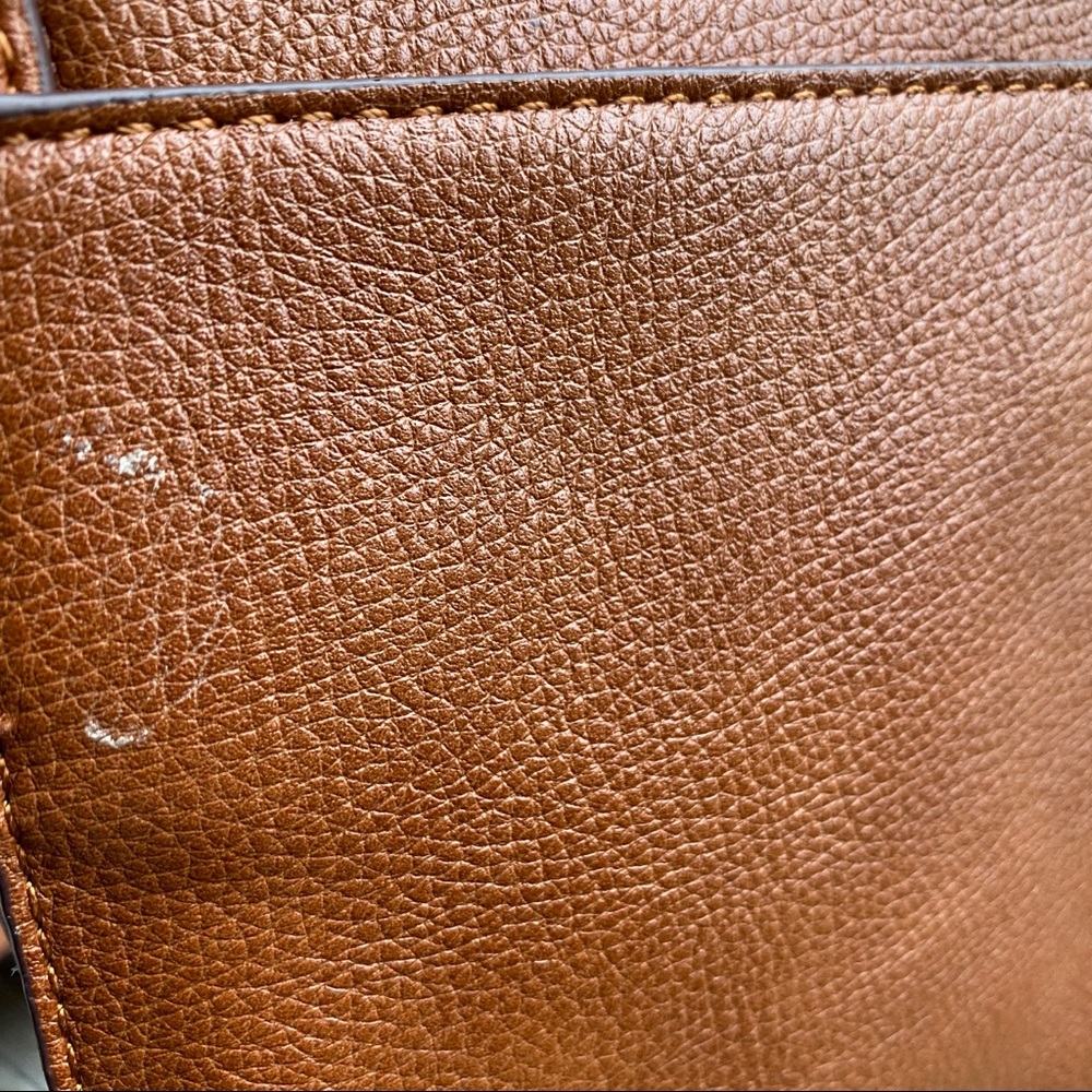 Design Lab Crossbody Bag - Picture 10 of 10